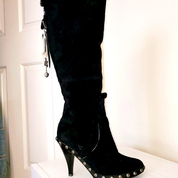 NikeLab | Knee-high Suede Boots - Picture 2 of 9